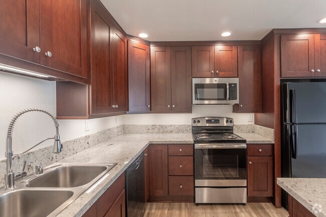 Interior Photo - Torrey Pines Village
