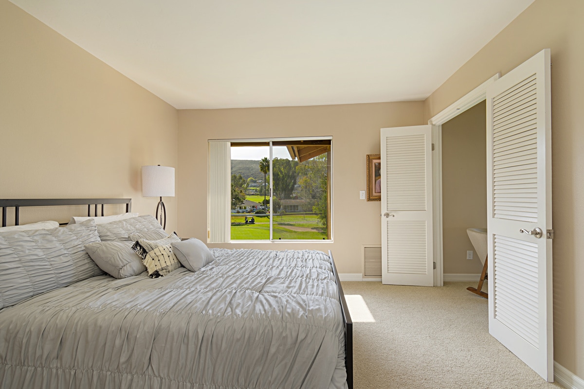 Guest Bedroom - 1880 Fairway Circle Dr