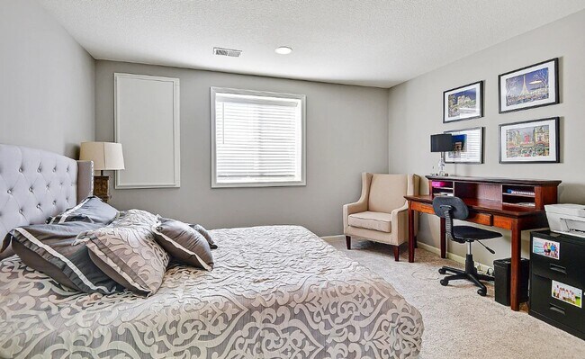 Building Photo - 4 BR/3BA | Newly Renovated Single Family Home | 3-Car Covered Parking | Back Deck