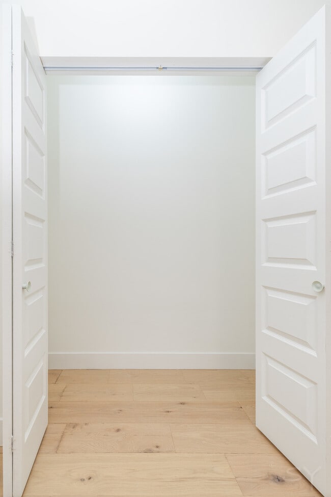 Building Photo - 1830 S Peoria St