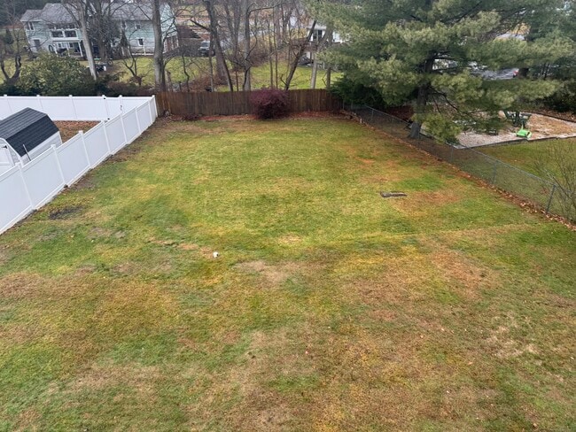 Building Photo - 1880 Old Town Rd