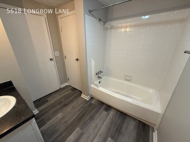 Building Photo - 5618 Longbow Ln