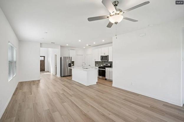 Building Photo - 402 Blanton St