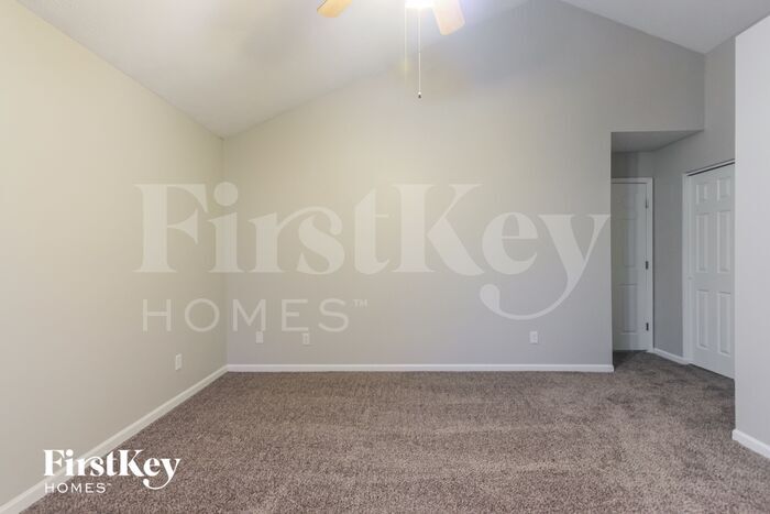 Building Photo - 1547 Doe Ln