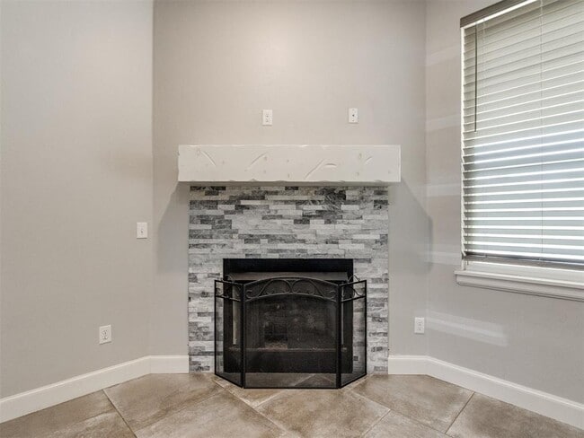 Building Photo - 3112 NW 184th Terrace