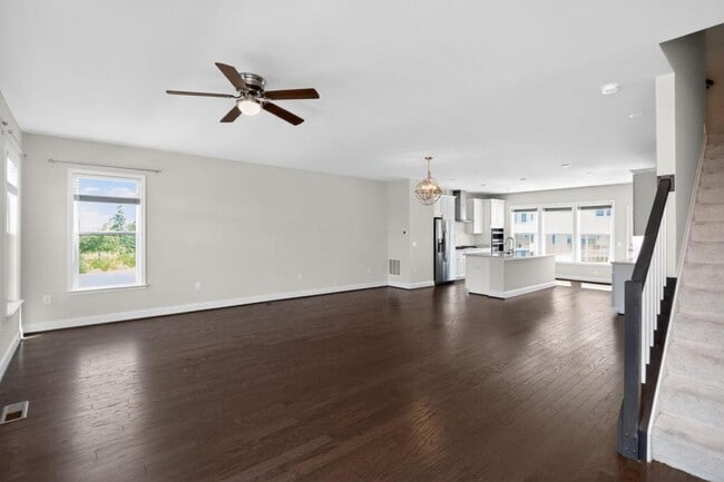 Building Photo - 17137 Branched Oak Rd