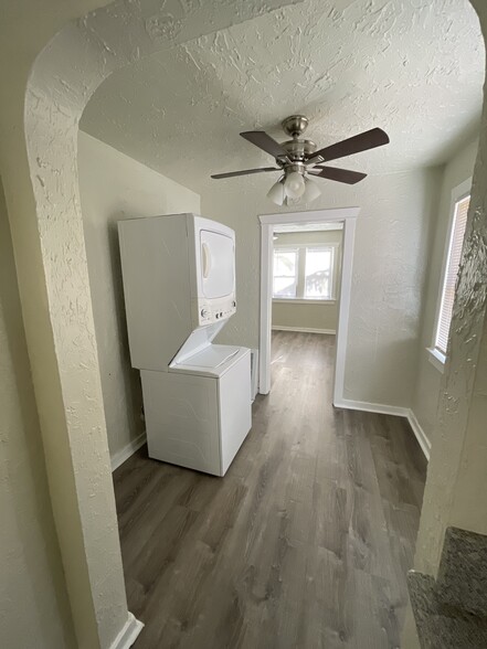 Dining room with washer and dryer - 5031 Bakman Ave