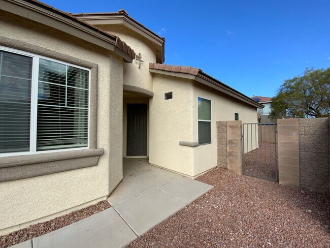 Building Photo - 1022 Pecos River Ave
