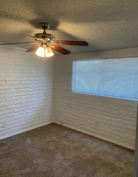 Building Photo - 2842 N Eastgate Dr