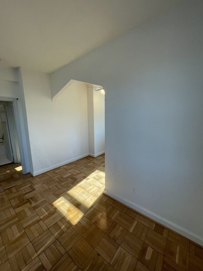 Building Photo - Updated Corner Unit at the Swarthmore in Foggy Bottom