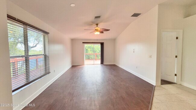 Building Photo - 3479 Horse Creek Cir