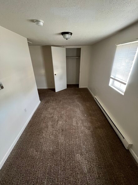 second bedroom - 231 High St