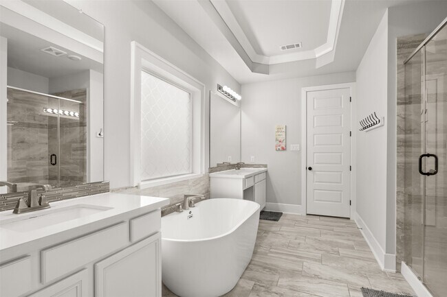 Building Photo - 3017 Broadhaven Dr