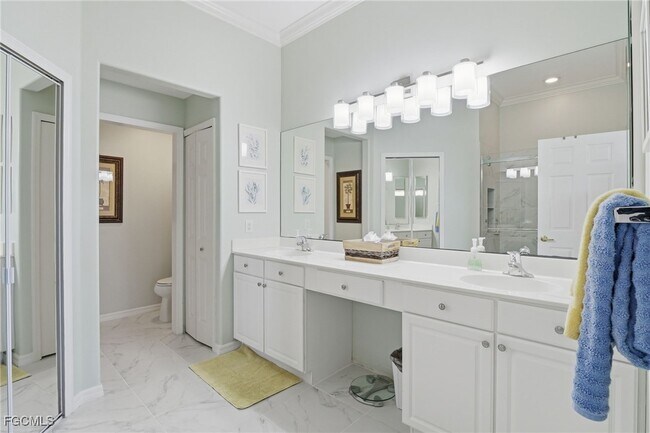 Building Photo - 11041 Iron Horse Way