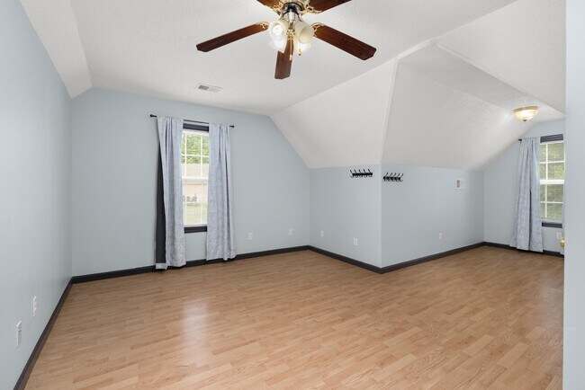 Building Photo - 463 David Reed Dr