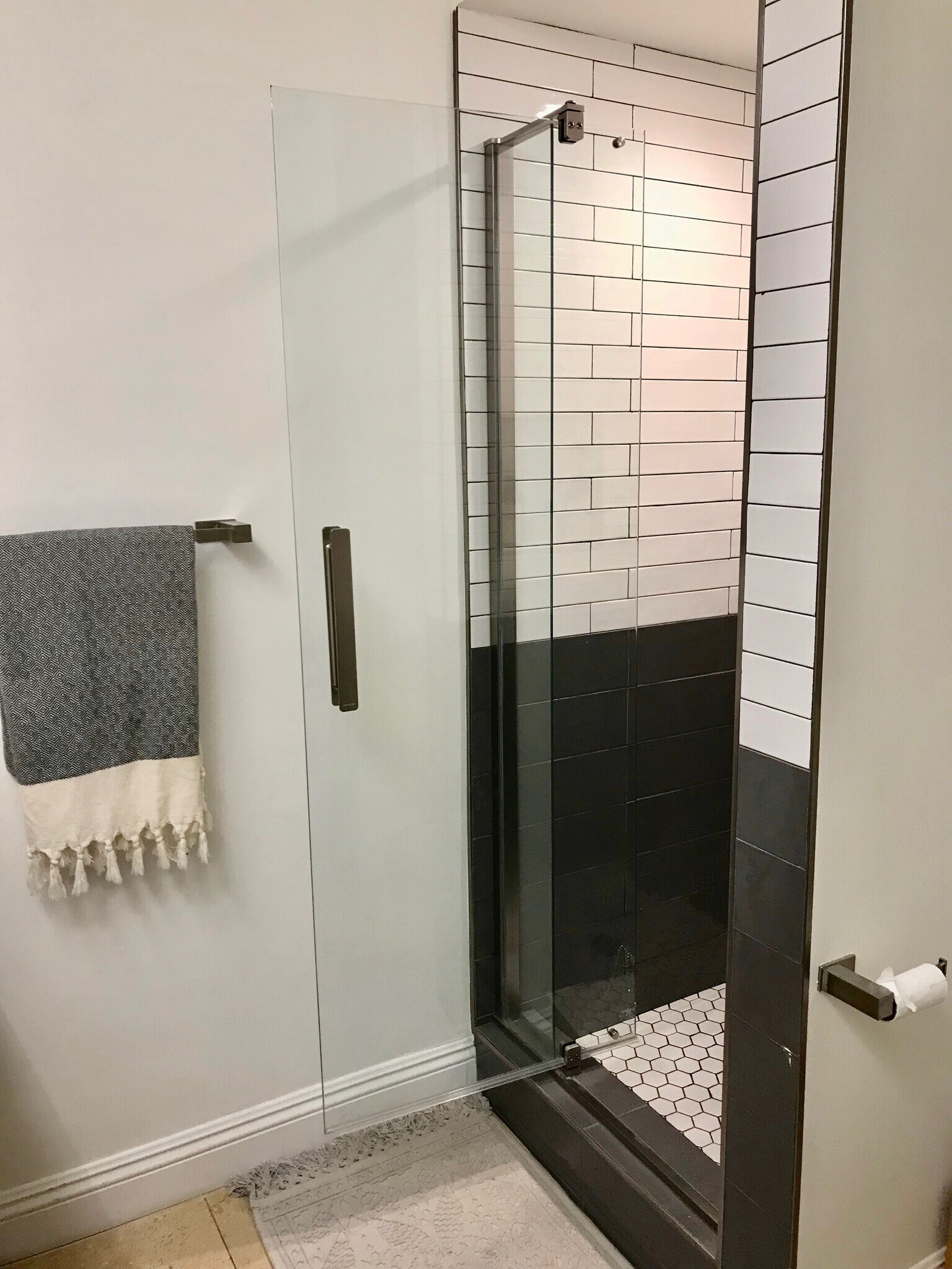 guest bath - 2662 E 2nd St