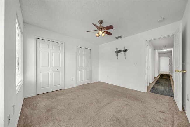 Building Photo - 18171 Paradise Point Dr