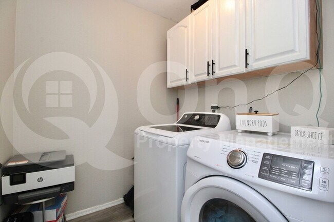 Building Photo - 6335 E Brown Rd