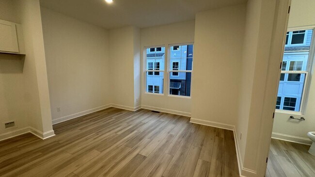 Building Photo - 507 Richland Crst Ln