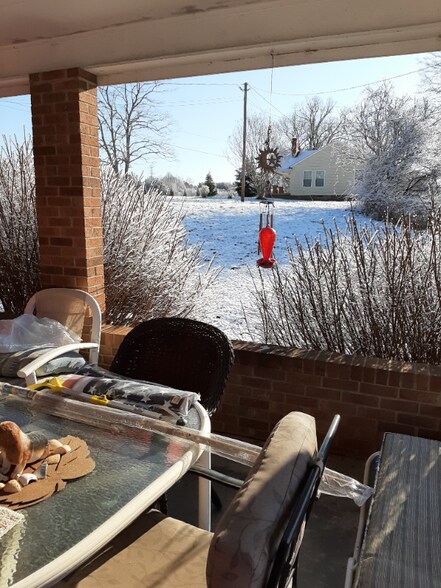 Building Photo - 885 Rural Hall-Germanton Rd