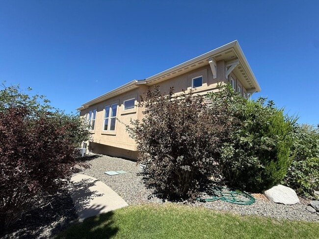Building Photo - 15834 Kansas Pacific Ct