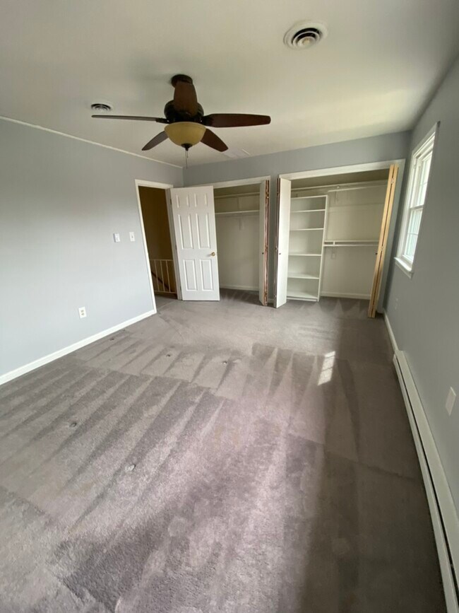Main Bedroom Closet - 73 Boileau Ct