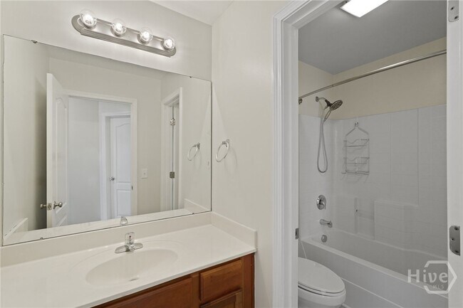 Building Photo - 243 Clearwater Cir