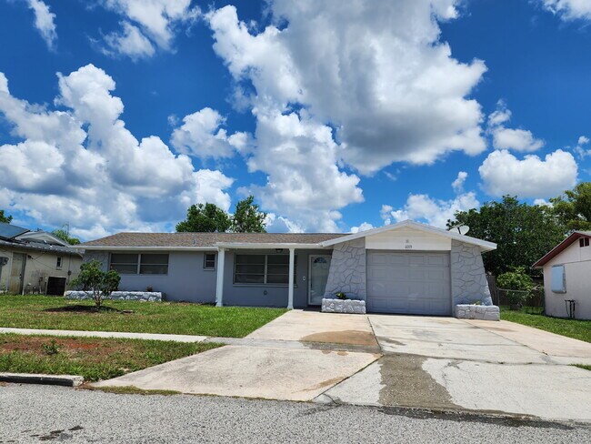 Primary Photo - 6019 9th Ave