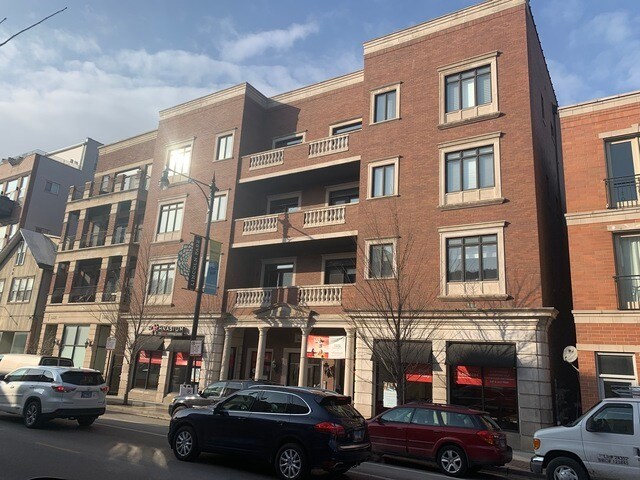 Primary Photo - 1442 W Fullerton Ave