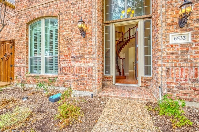 Building Photo - 6533 Riveredge Dr