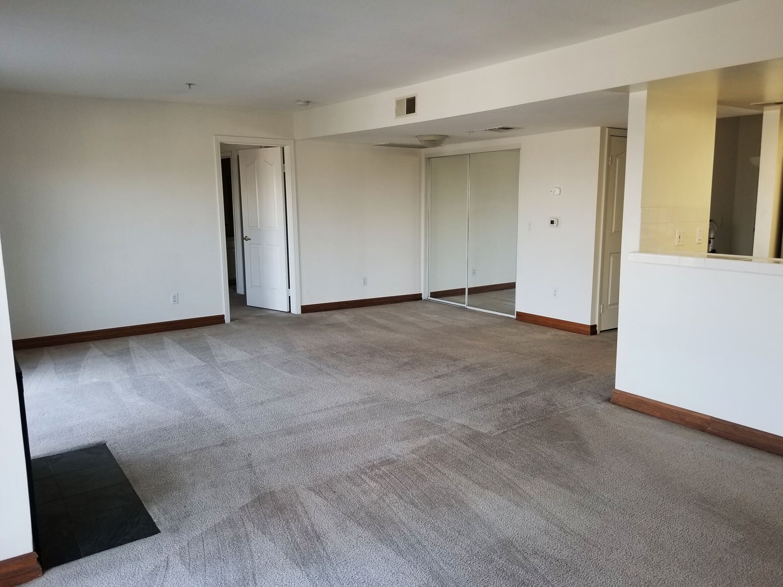 Building Photo - 4760 Templeton St