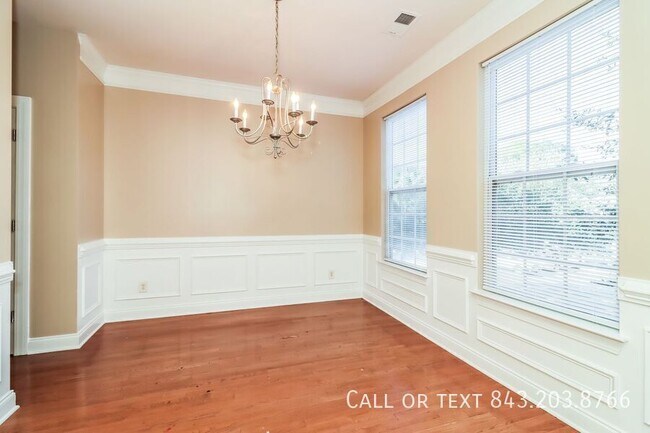 Building Photo - 9034 Parlor Dr