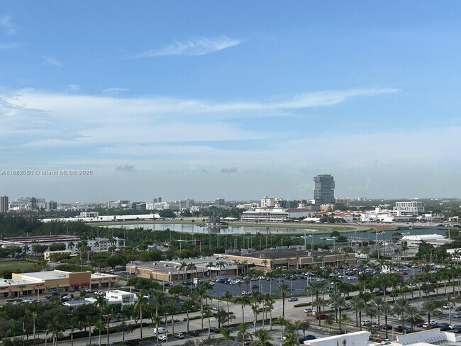 Building Photo - 1755 E Hallandale Beach Blvd