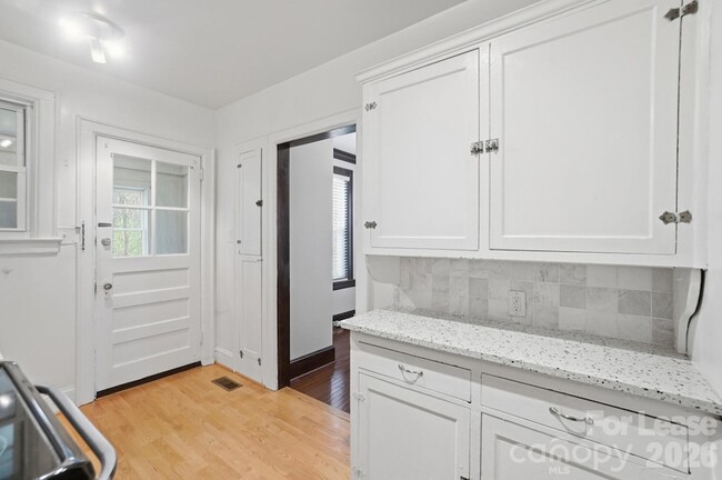 Building Photo - 2120 Kirkwood Ave