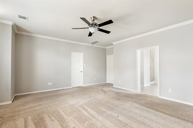 Building Photo - 2817 Shadow Woods Ct