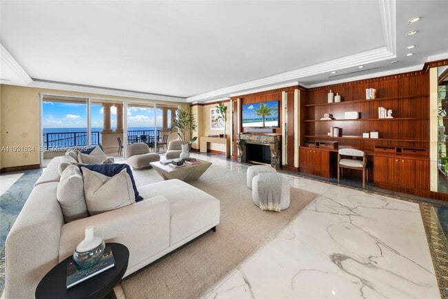 Building Photo - 7471 Fisher Island Dr