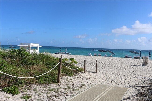 Building Photo - 52 Camden Dr