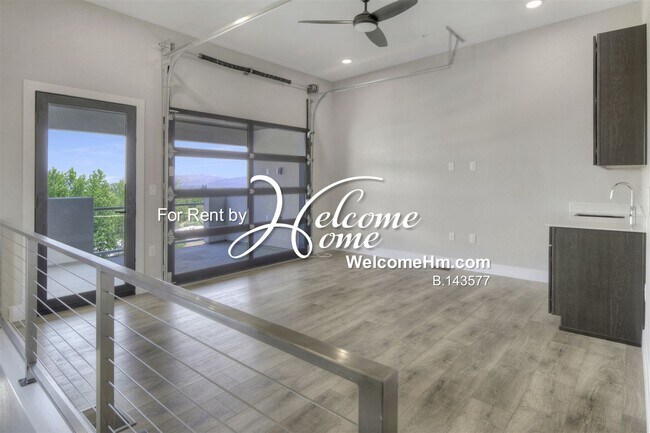 Building Photo - Coming Soon - NEWER Luxury Town Home Centr...