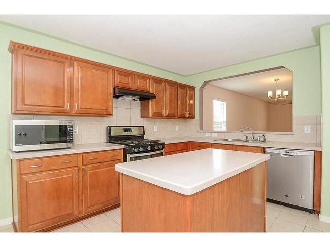 Building Photo - 21402 Doral Rose Ln