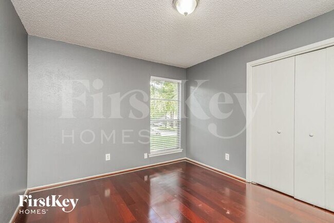Building Photo - 7557 Folkstone Dr
