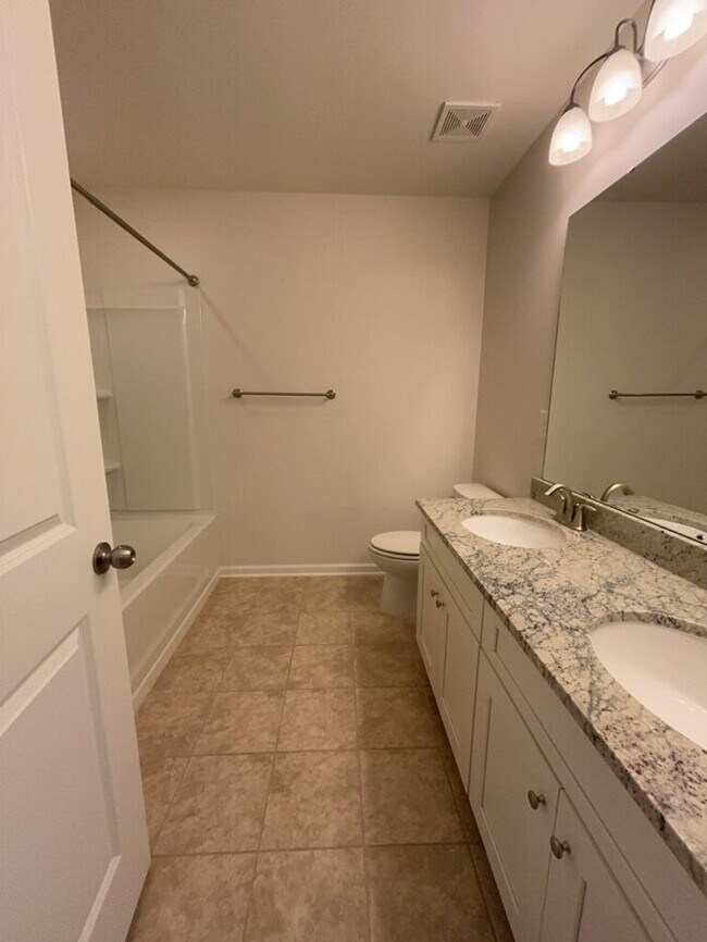 Building Photo - 292 Calm Water Way