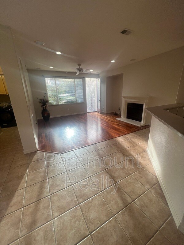 Building Photo - 5608 N Dublin Ranch Dr