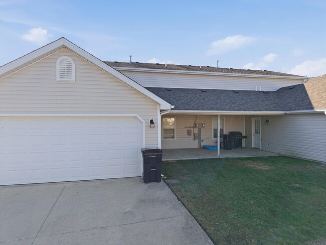 Building Photo - 1709 Juniper Dr