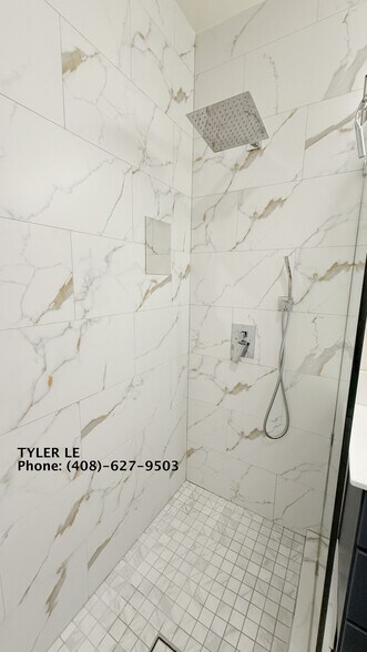 Master Bath - 6115 Fremont St