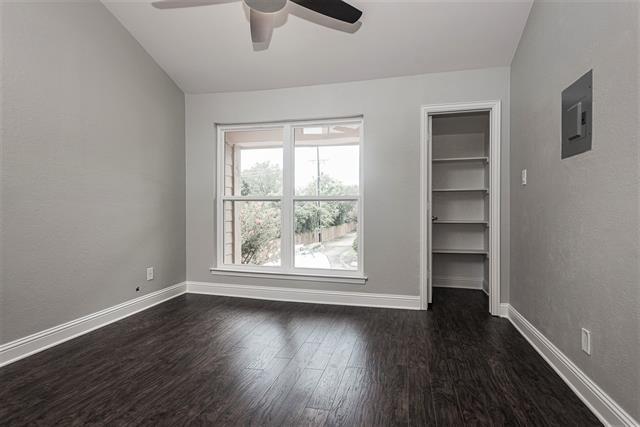 Building Photo - 3798 Vitruvian Way