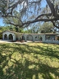 Building Photo - 250 Cedarwood Dr