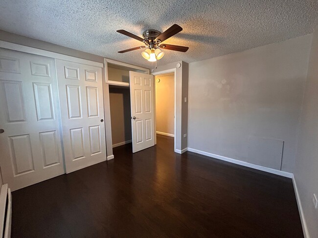 Building Photo - $0 DEPOSIT OPTION! 2BED/1.5BATH CONDO IN C...