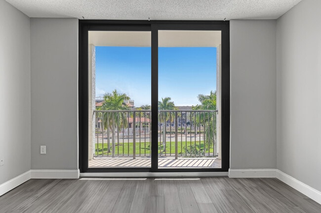 Building Photo - 651 Okeechobee Blvd