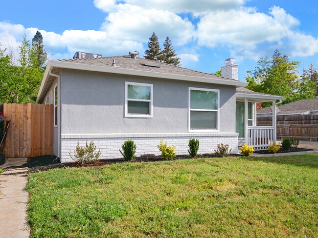 Building Photo - FOR RENT in Sacramento! 2533 Michelle Dr, ...