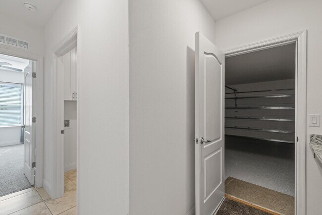 Building Photo - CLOSE TO EVERYTHING!